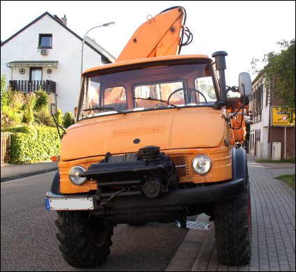 1972 Unimog 406 with a Hiab 550 Crane