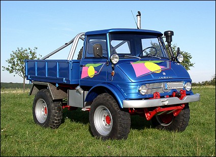 1977 Unimog 406 with Hydraulic 3 Pt Hitch